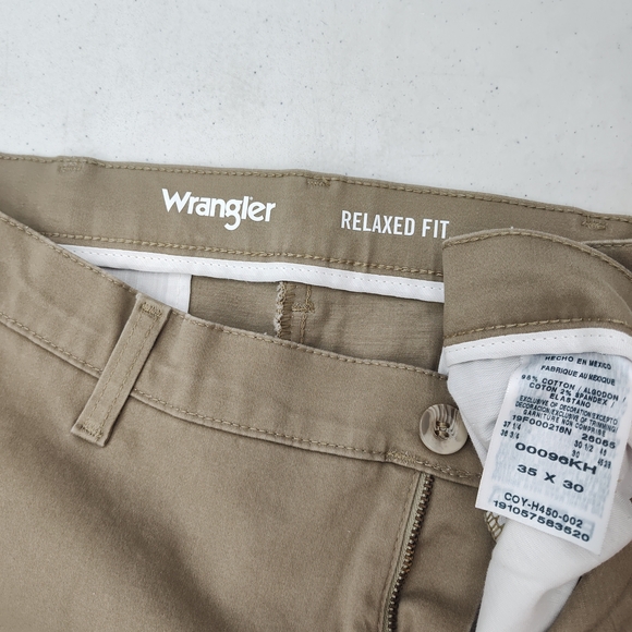 Wrangler Men's Tan Chinos Size 35x30 - Picture 2 of 3
